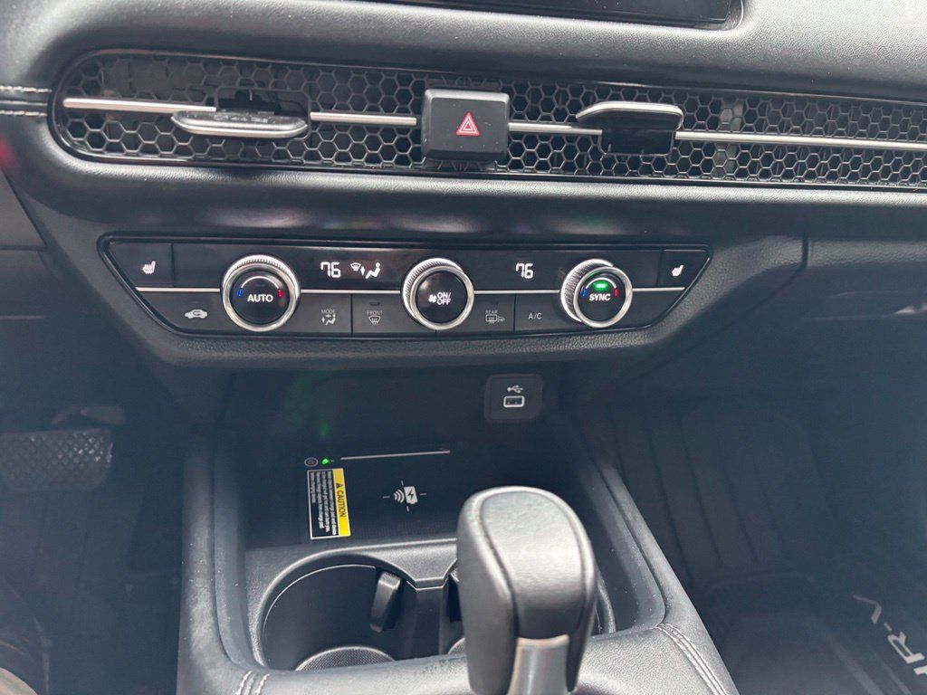 Used 2024 Honda HR-V EX-L image 17