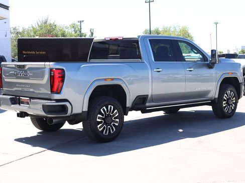 New 2026 GMC Sierra 3500 Denali Ultimate AWD/4WD image 6