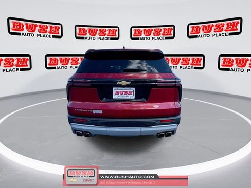 New 2025 Chevrolet Traverse LT w/ Enhanced Driving Package image 9