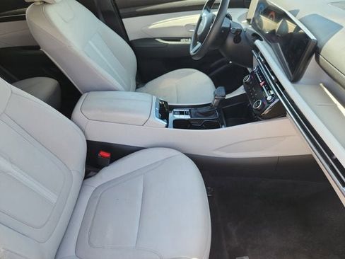 Used 2025 Hyundai Tucson SEL FWD image 15
