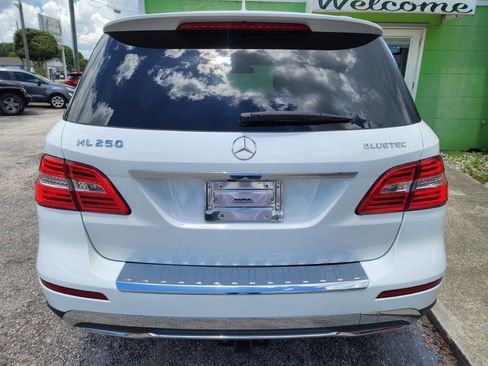 Used 2015 Mercedes-Benz ML 250 BlueTEC 4MATIC image 7
