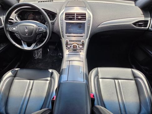 Used 2020 Lincoln MKZ FWD image 16