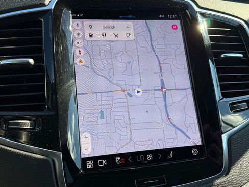 Used 2023 Volvo XC90 B5 Plus w/ Protection Package Premier image 22