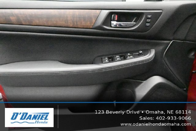 Used 2016 Subaru Outback 2.5i Limited AWD/4WD image 23