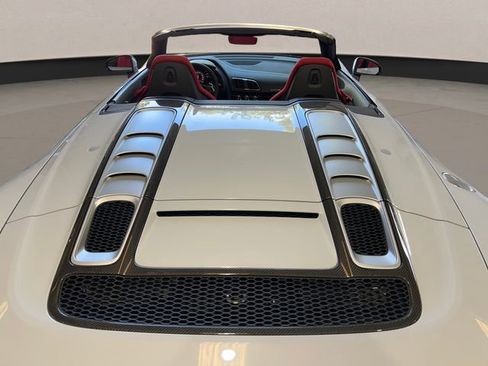 Used 2022 Audi R8 V10 performance image 6