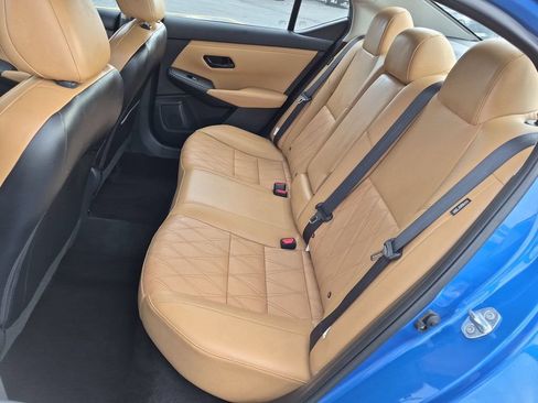Used 2025 Nissan Sentra SV w/ SV Premium Package FWD image 23