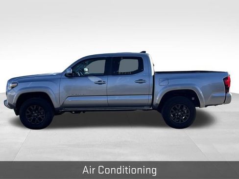 Used 2023 Toyota Tacoma SR5 image 4