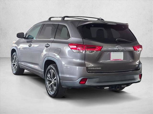 Used 2018 Toyota Highlander Plus FWD image 8