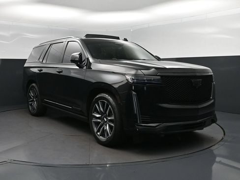 Used 2021 Cadillac Escalade Sport w/ Driver Assist Tech Package RWD image 9