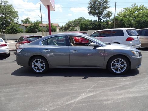 Used 2014 Nissan Maxima 3.5 SV w/ Technology Package image 8