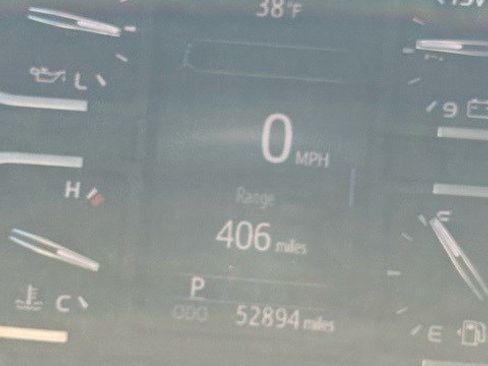 Used 2019 Toyota Tundra Limited w/ Limited Premium Package image 9