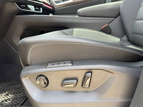 New 2025 Volkswagen Atlas SEL image 18