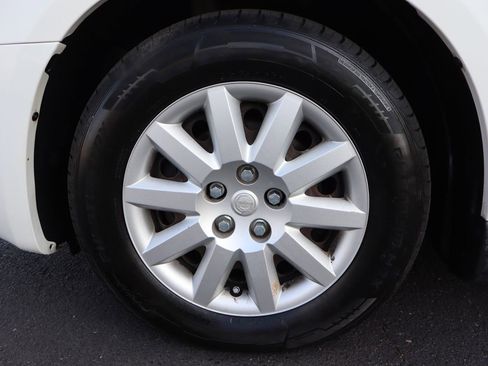 Used 2008 Chrysler Sebring LX FWD image 38
