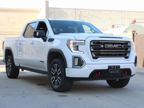 Used 2021 GMC Sierra 1500 AT4 w/ Technology Package image 2