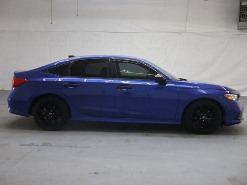 Used 2024 Honda Civic Sport image 8