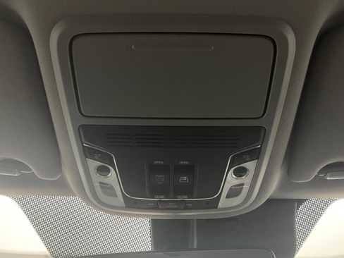 Used 2025 Honda Ridgeline RTL image 21