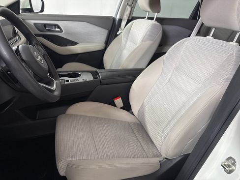 Used 2023 Nissan Rogue SV FWD image 11