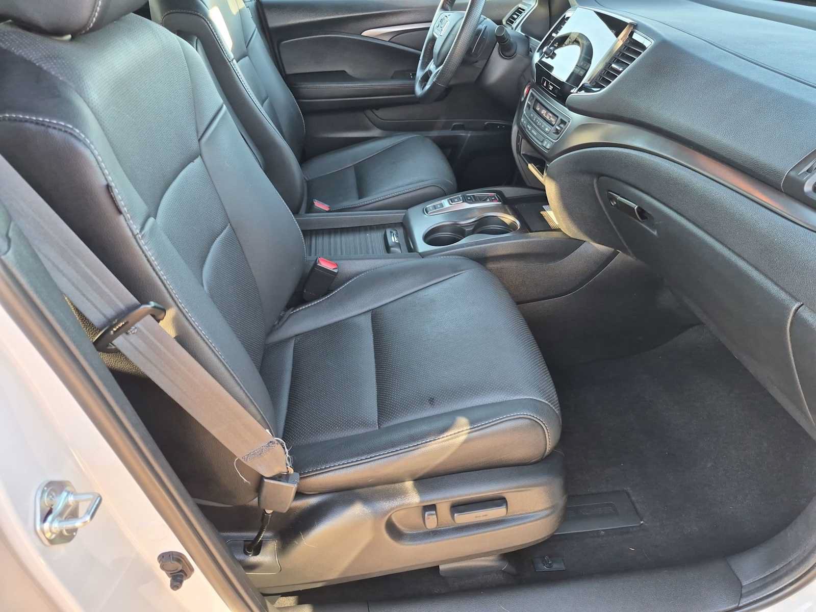 Certified 2023 Honda Passport EX-L image 22