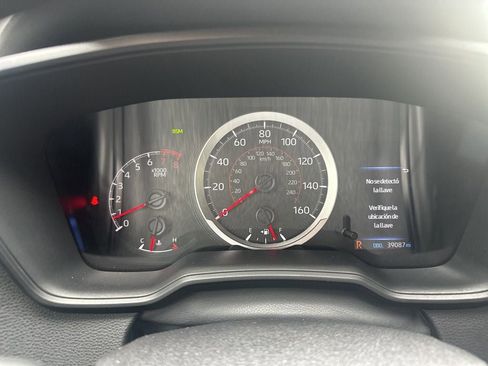 Used 2021 Toyota Corolla SE w/ SE Premium Package image 15