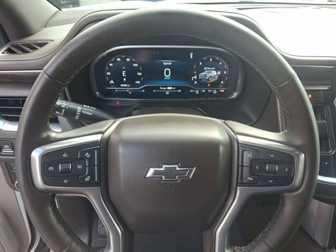 Certified 2023 Chevrolet Tahoe Z71 w/ Luxury Package AWD/4WD image 16