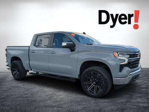 Used 2024 Chevrolet Silverado 1500 LT RWD image 1