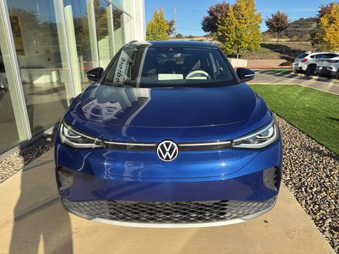 Used 2021 Volkswagen ID.4 1st Edition image 2