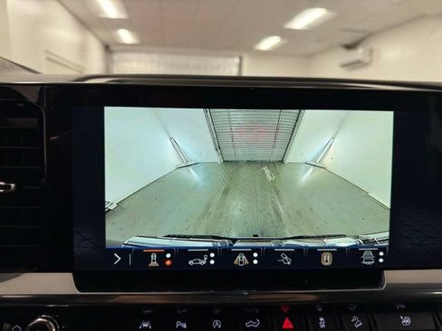 New 2026 GMC Sierra 1500 SLT w/ SLT Premium Plus Package image 17