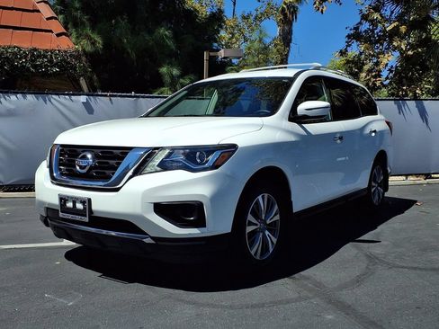 Used 2020 Nissan Pathfinder S FWD image 38