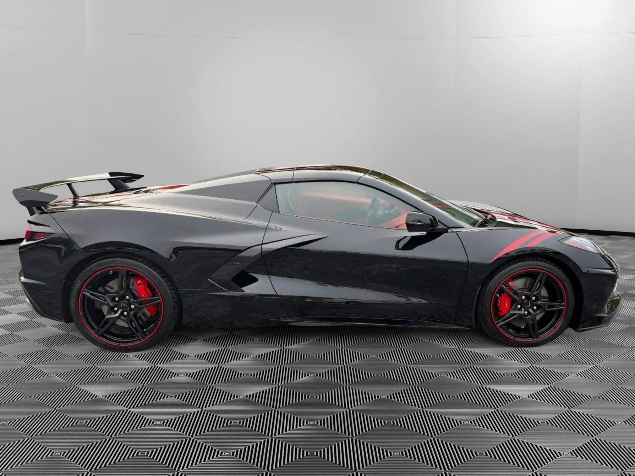 Used 2023 Chevrolet Corvette Stingray Premium Conv w/ Z51 Performance Package RWD image 2
