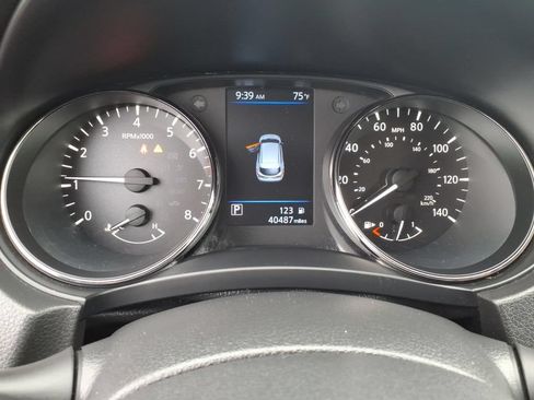 Used 2019 Nissan Rogue Sport S AWD/4WD image 6