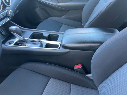 Used 2023 Nissan Sentra SV w/ Trunk Package image 31