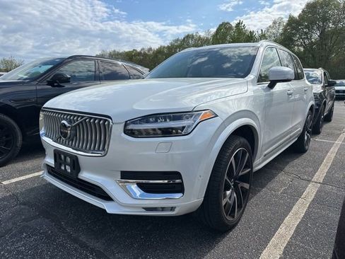 Used 2023 Volvo XC90 B5 Plus w/ Protection Package Premier AWD/4WD image 2