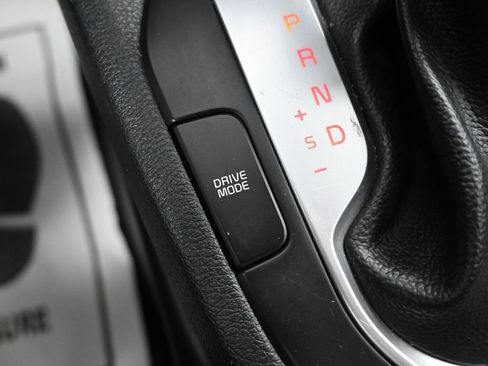 Certified 2024 Kia Forte LXS FWD image 20