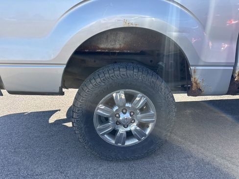 Used 2011 Ford F150 XLT w/ XLT Chrome Pkg image 7