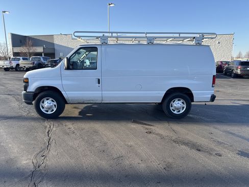 Used 2014 Ford E-250 and Econoline 250 image 3