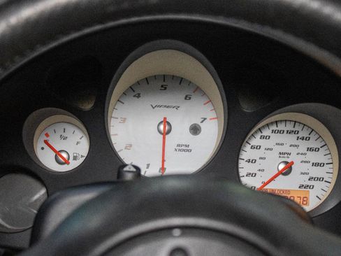 Used 2003 Dodge Viper SRT-10 image 20