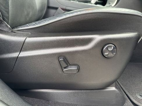 Used 2019 Jeep Grand Cherokee Summit image 11