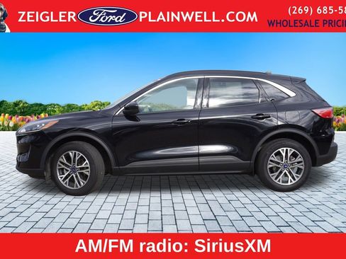 Used 2022 Ford Escape SEL w/ Equipment Group 302A image 2