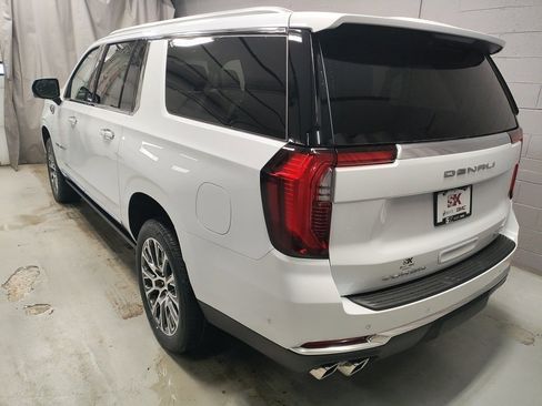 New 2026 GMC Yukon XL Denali w/ Sun & Power Step Package image 23