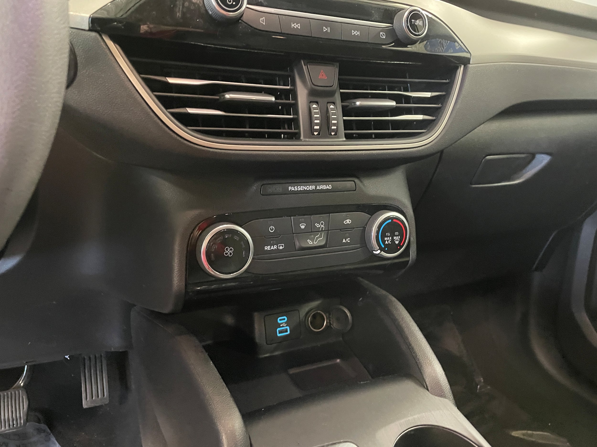 Used 2022 Ford Escape SE AWD/4WD image 18