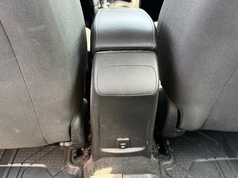 Certified 2018 Chevrolet Cruze LT w/ Convenience Package FWD image 28