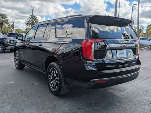Used 2023 GMC Yukon XL AT4 w/ AT4 Premium Package image 6