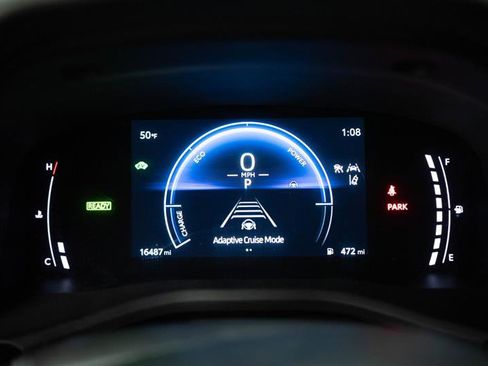 Used 2025 Toyota Camry LE image 18