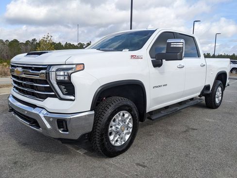 Used 2024 Chevrolet Silverado 2500 LTZ w/ LTZ Plus Package image 73