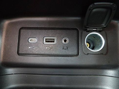 Used 2024 Chevrolet Equinox LT AWD/4WD image 25
