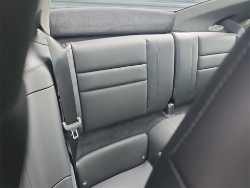 Used 2025 Porsche 911 Carrera GTS image 18