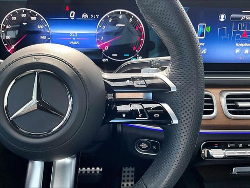 Certified 2024 Mercedes-Benz GLS 450 4MATIC image 25