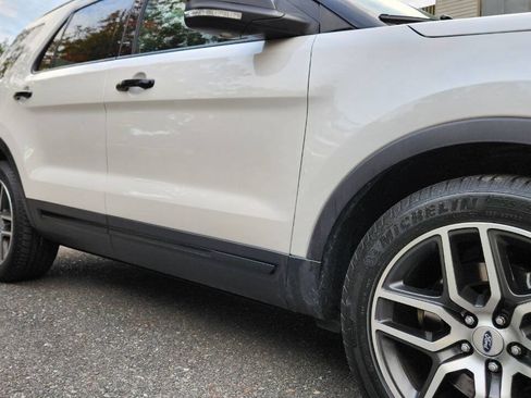 Used 2018 Ford Explorer Sport w/ Equipment Group 401A AWD/4WD image 20