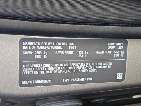 Used 2024 Lucid Air Touring AWD/4WD image 38