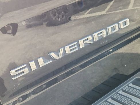 Used 2023 Chevrolet Silverado 1500 Custom image 30